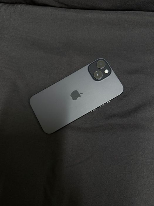 Срочно! iPhone 15, 256 ГБ