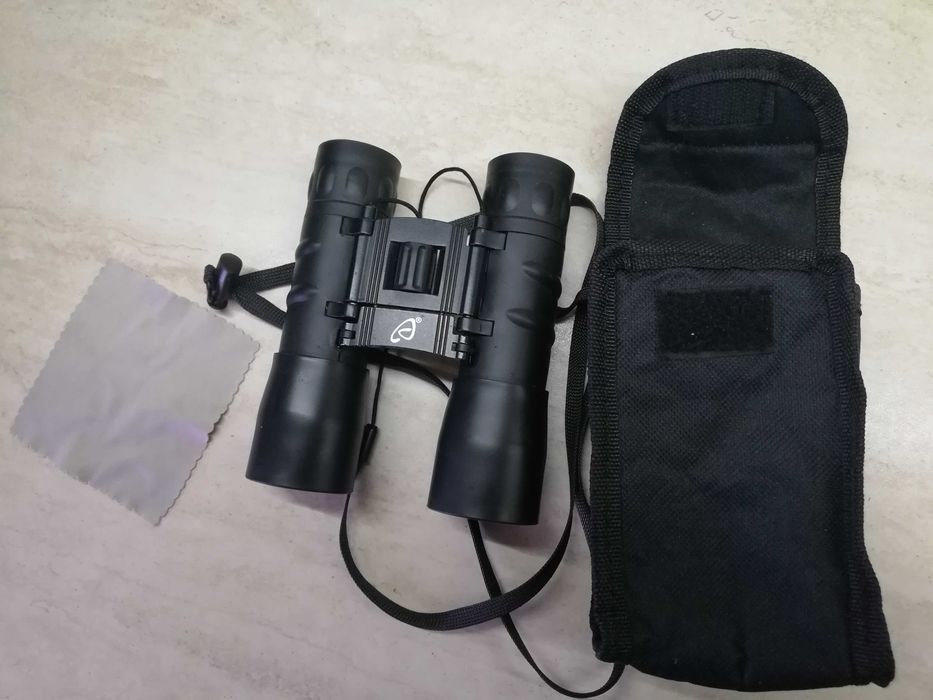 Туристически джобен бинокъл 12х32