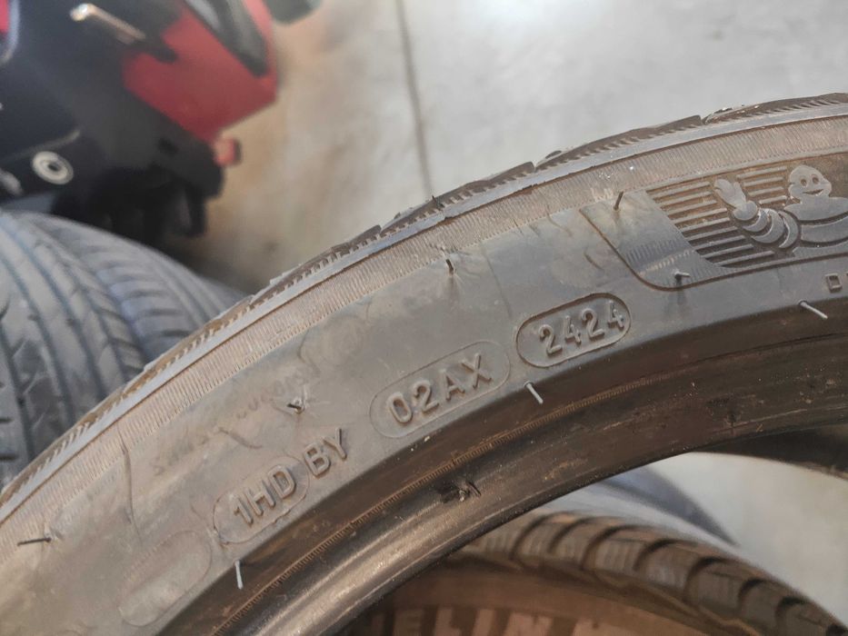 2бр.зимни гуми 255/40/19 Michelin