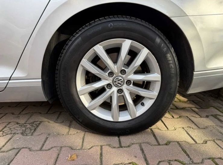 VW Passat 2.0 TDI - 190 кс. 2015г.