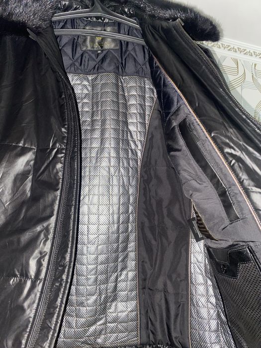 Продаю зимнию куртку