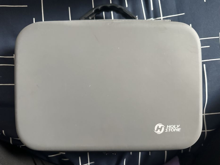 Дрон Holy stone + ПОДАРЪК ПЕРКИ