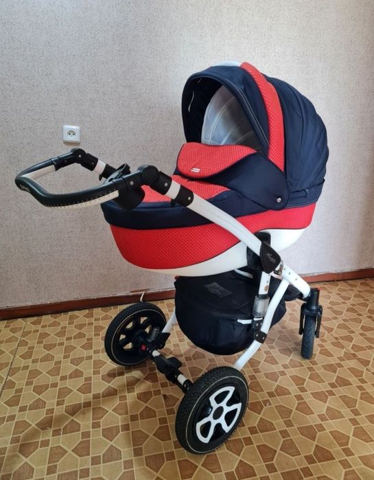 Продам коляску 2в1 Adamex Barletta