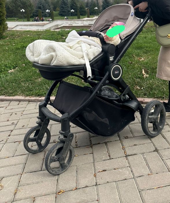 Продаю коляску детскую