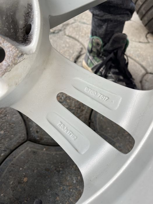 Jante aliaj 5x112mm, anvelope 225/45 R17, Mercedes VW Audi Seat Skoda