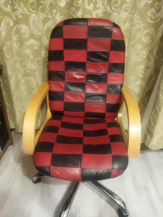 Кресло офисное, компьютерое