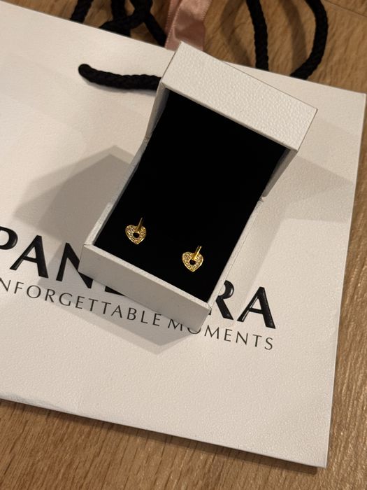 Пандора обеци Pandora