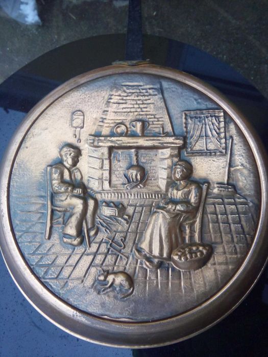 Ornament tigaie din cupru