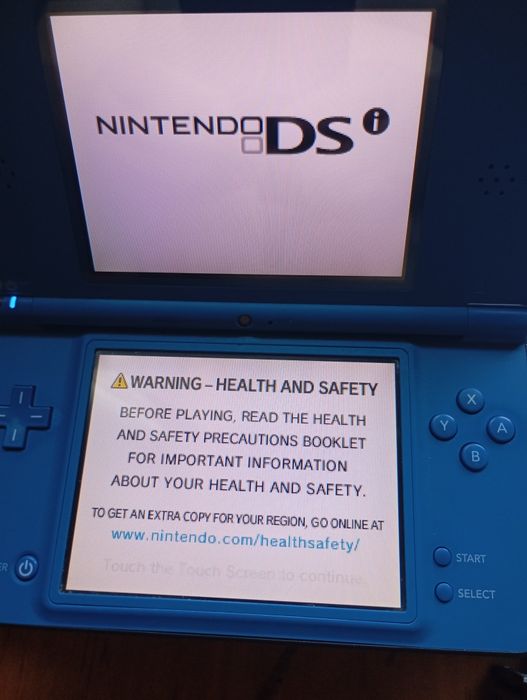 Nintendo ds-xl конзола