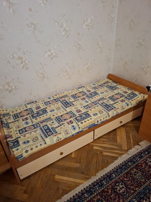 Детско легло трансформиращо се в люлка