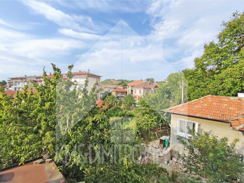 Продава се Етаж от къща в Нови пазар - 82 кв.м за 448 €/кв.м - Снимка #12