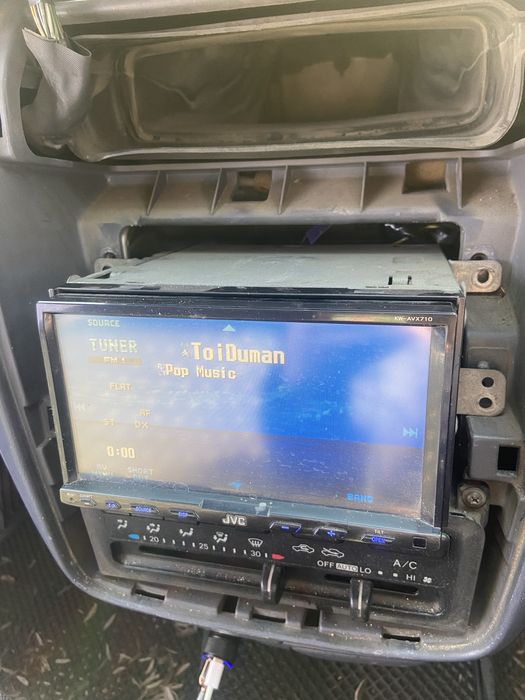 Продам JVC магнитолу + оригинал jvc 4 шт + мультируль свой оригинал