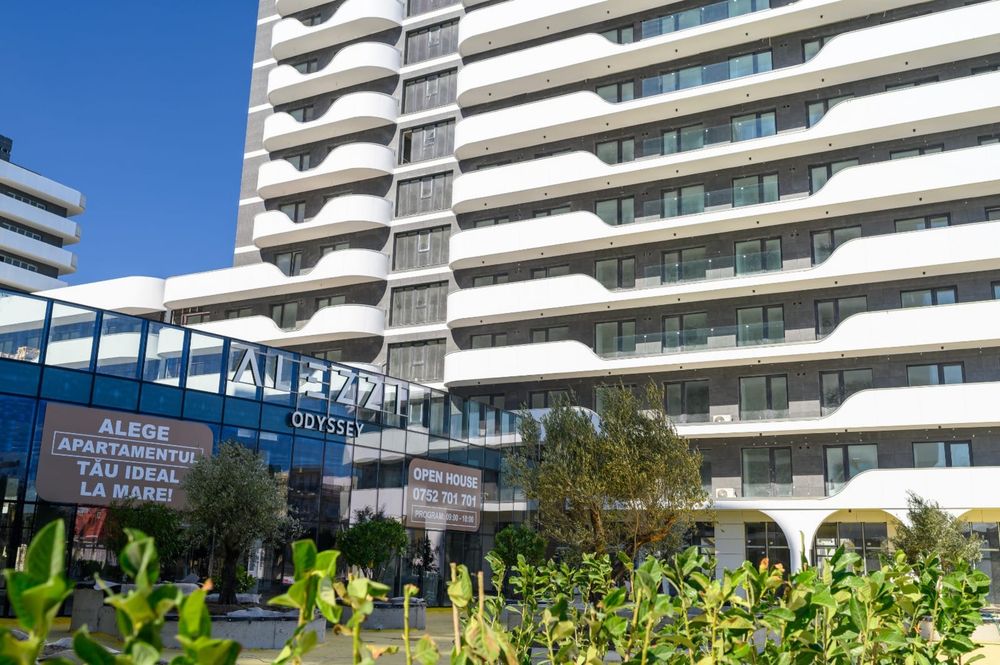 De inchiriat apartament in complex