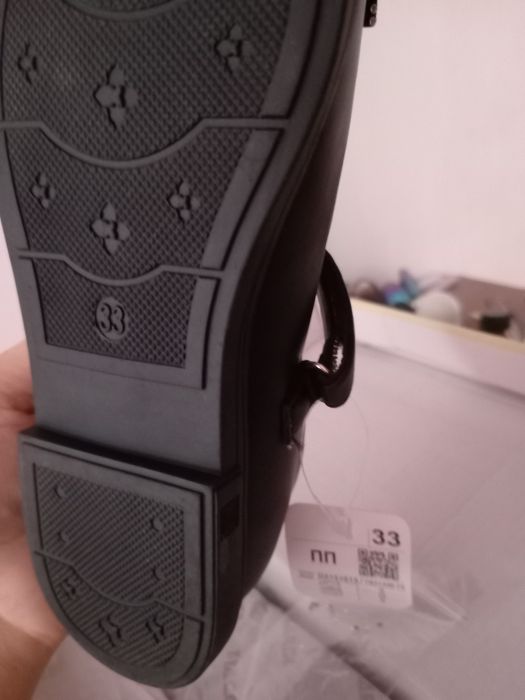 Продам туфли, Кроссовки