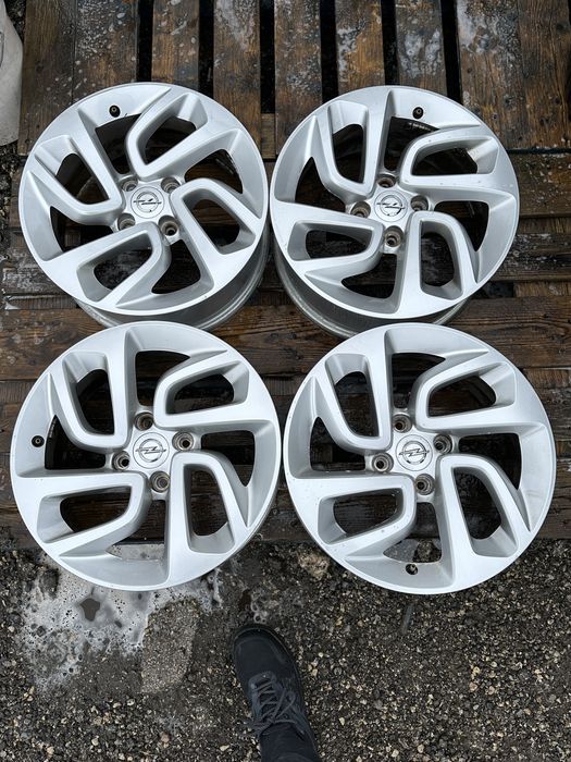 4 броя джанти Opel Пежо Ситроен 4х108 16 цола