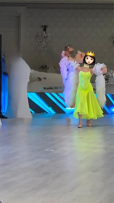 Платье для бальных танцев