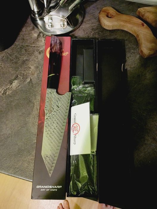 Готварски нож от японска стомана 67 слоя