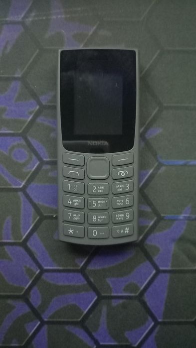 Nokia 105 простушка