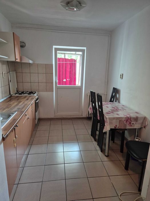 Apartament de închiriat