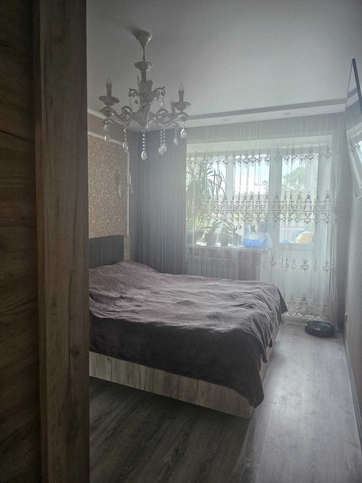 Продам трехкомнатная квартиру