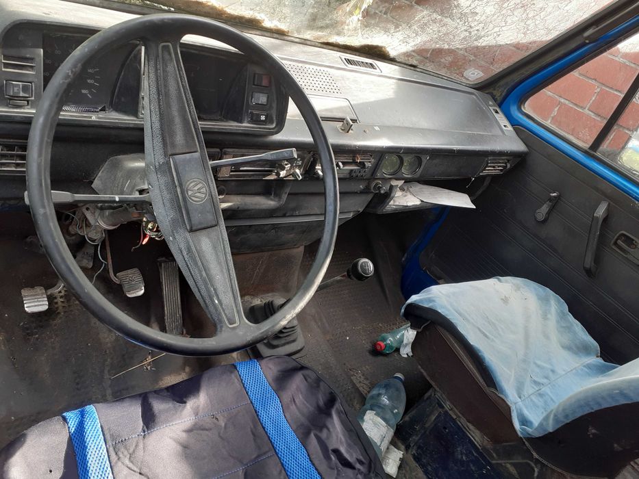 VOLKSWAGEN Transporter 1984 — imagine 3