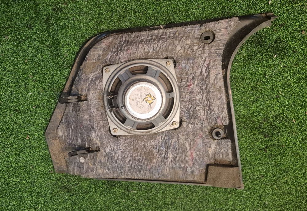 Боковые обшивки бмв е34