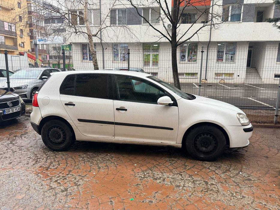 Vând Volkswagen Golf 5 1.9 TDI 350.000 km