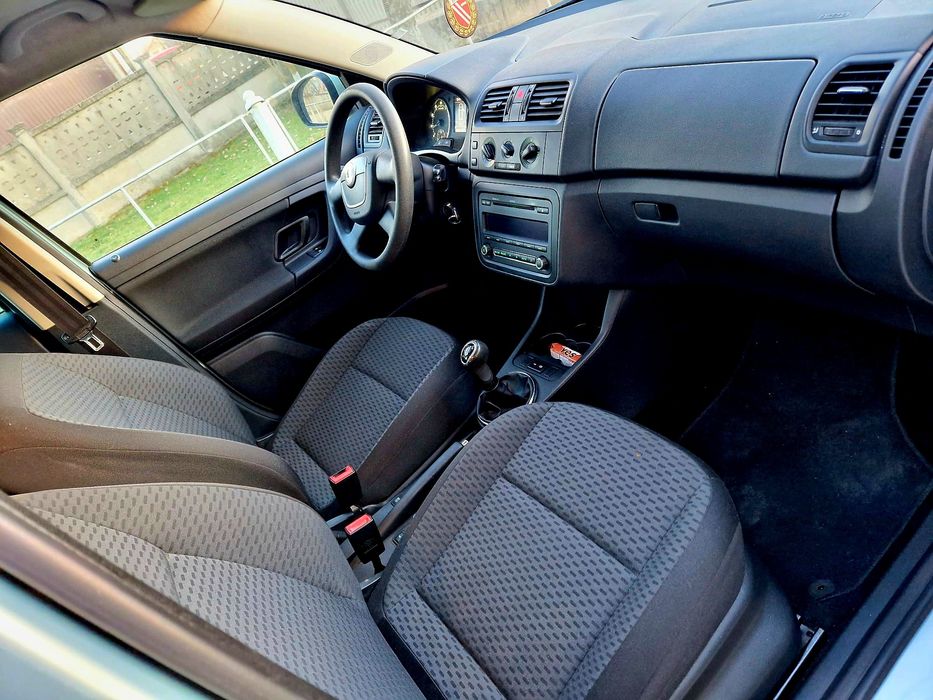 Skoda Fabia EURO 5 benzina 2011 Numere valabile