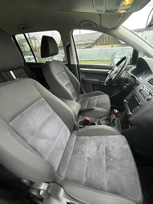 Piese disponibile, motor, cutie VW TOURAN 2011 1.4 BENZINA COD CAVC