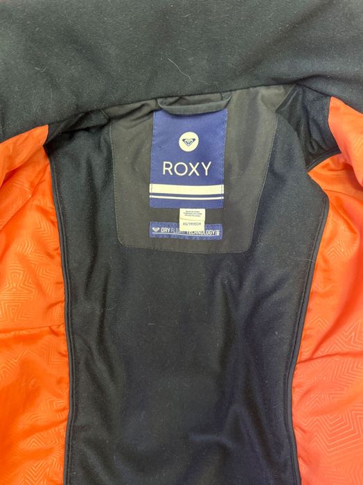 Ски екип Roxy: комплект яке и панталон (XS размер)