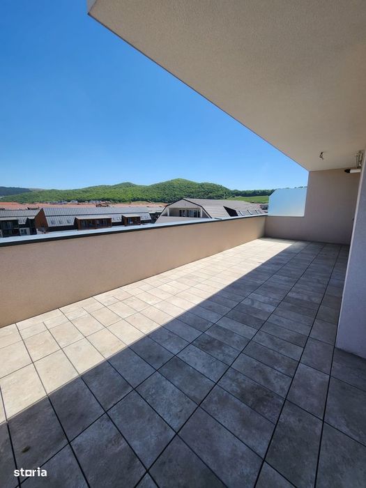 Apartament tip Penthouse, 3 camere, 81 mp, terasa 100 mp, Zona Cetatii — fotografia 1