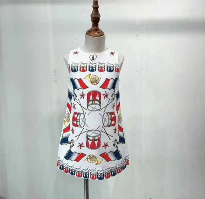 Нарядное детское платье. На 6-7 лет