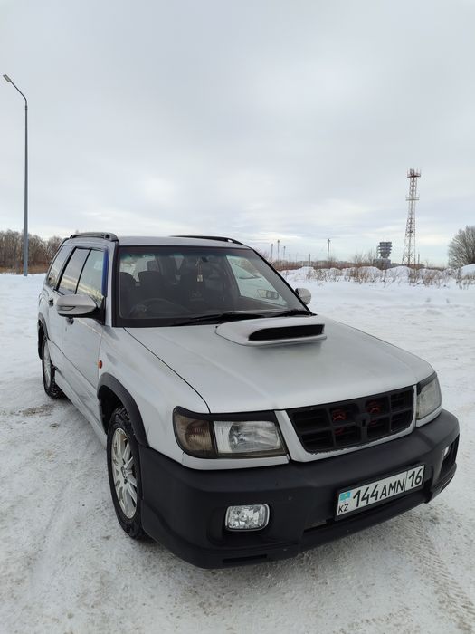 Продам subaru forester sf5