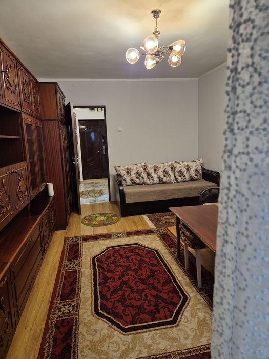 Inchiriez apartament cu o camera