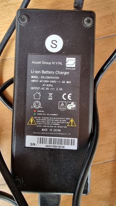 Încărcător original 5 pini bicicleta trotineta electrica 29,4V42V54,6V