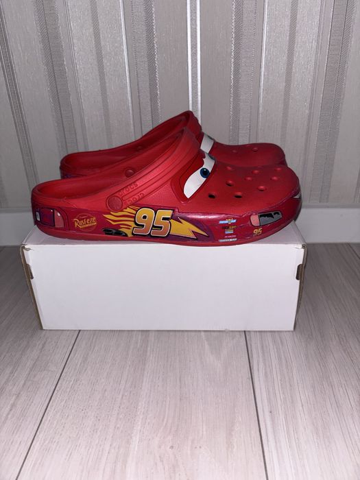 Crocs Classic Lightning McQueen