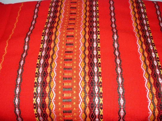 Битови покривки, карета и тишлайфери за маса в различни размери