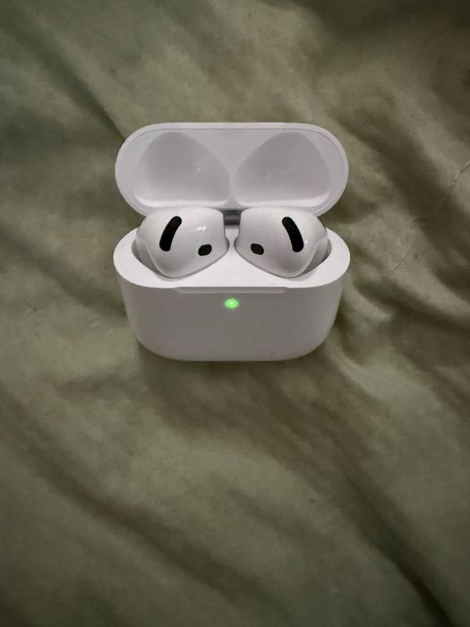 Наушники HOCO.