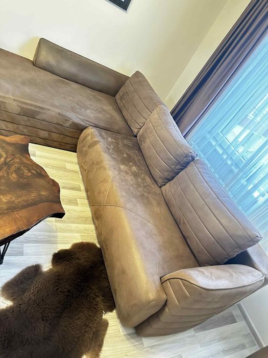 Страхотен диван -десен ъгъл