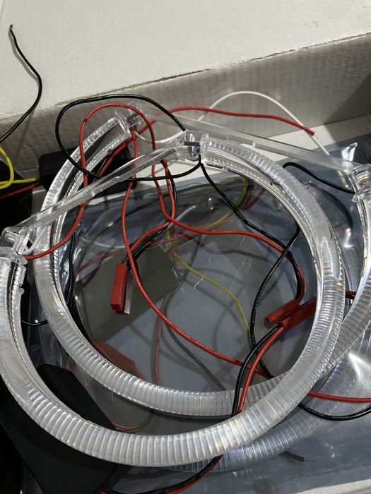 Ангельские глазки на BMW