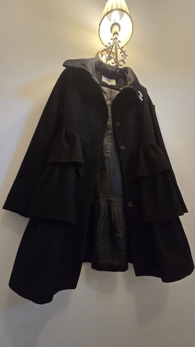 Palton negru, elegant, croi deosebit