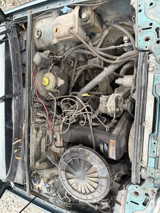 Audi 80 b4 1.8i 75кс На Части