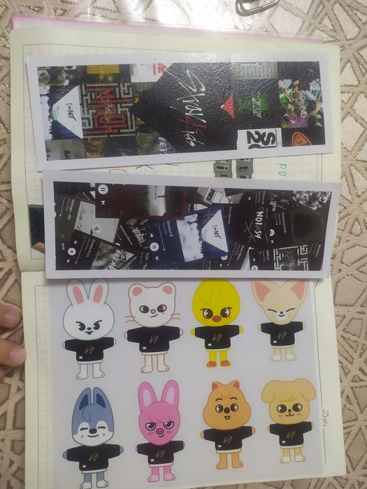 bookmark(stray kids)