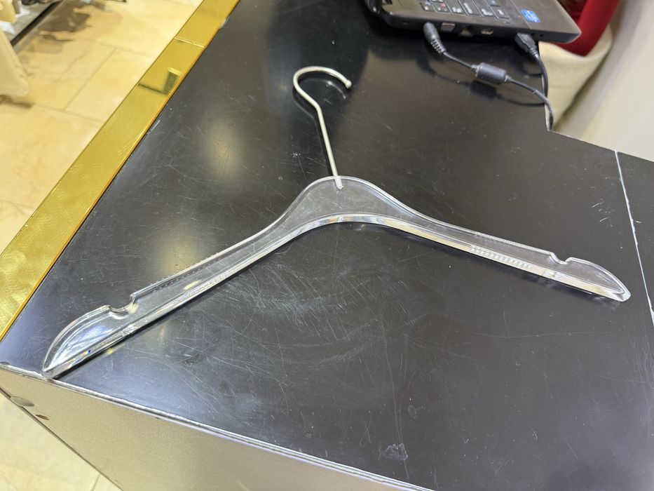 Вешалка сатылады