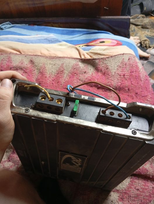 Усилитель блок с колонкой