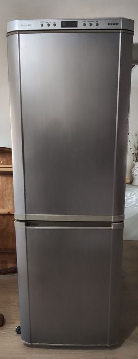 Холлдильник Samsung   рабочий