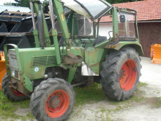 Dezmembrez tractor Fendt 310,311,312