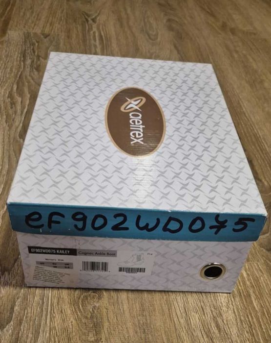 ортопедични обувки Aetrex от ХОДИЛЕКО 39 номер