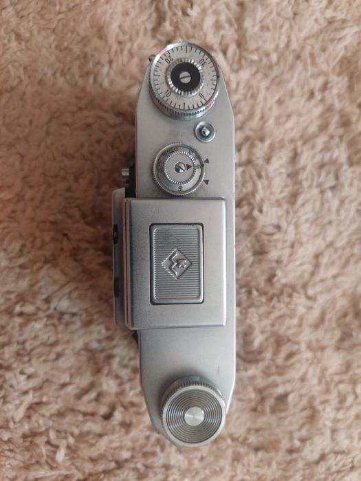 Aparat foto pe film,model vintage praktica kw