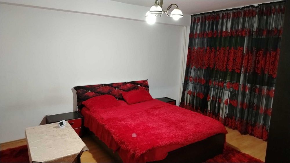 Vand garsonieră central Craiova